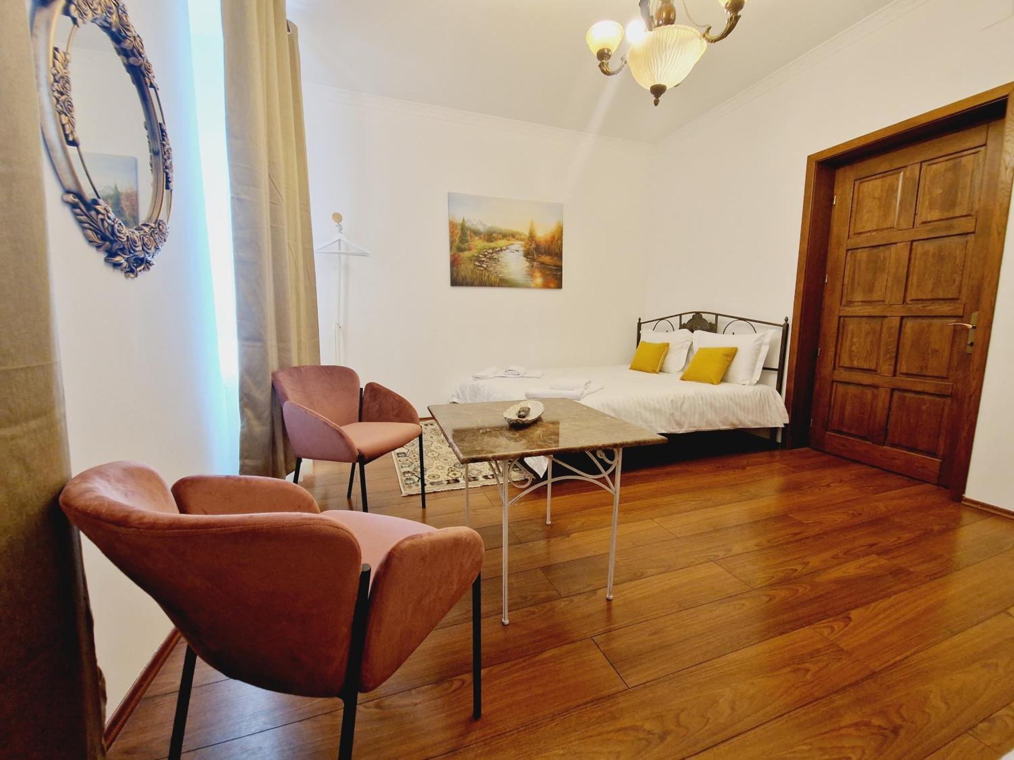클루지나포카 5* Royal House Near Unirii Square 빌라 외부 사진
