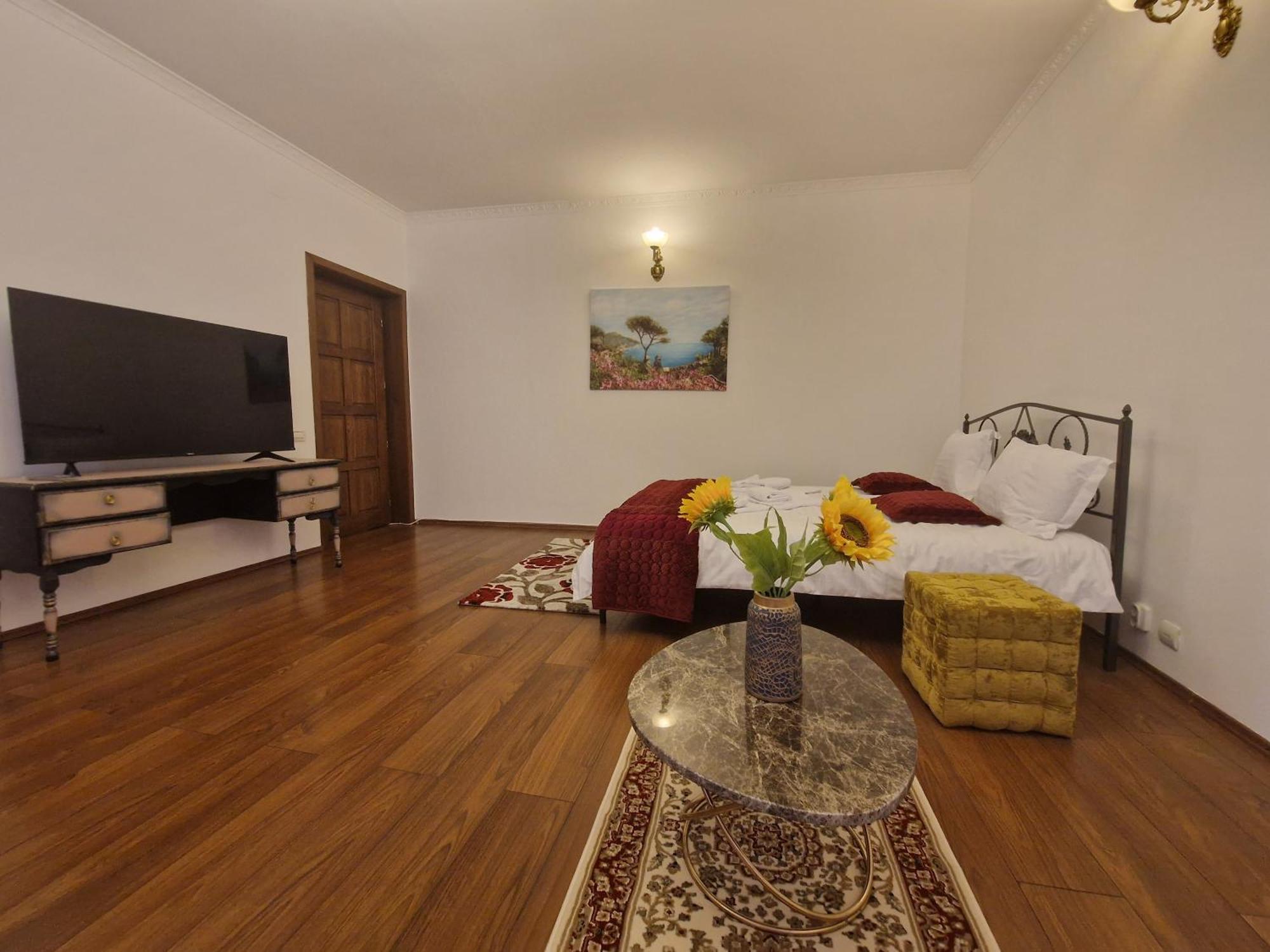 클루지나포카 5* Royal House Near Unirii Square 빌라 외부 사진