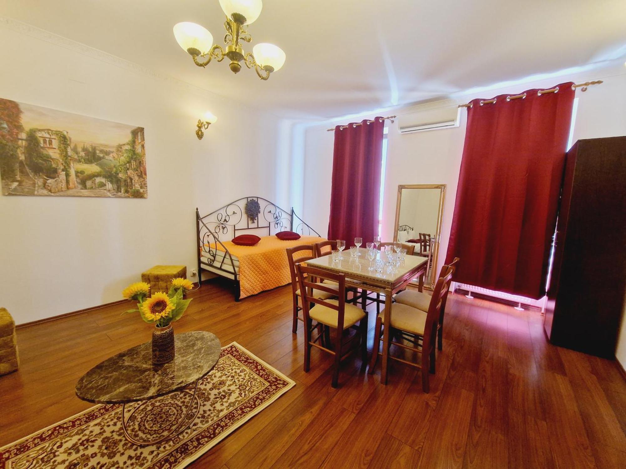 클루지나포카 5* Royal House Near Unirii Square 빌라 외부 사진