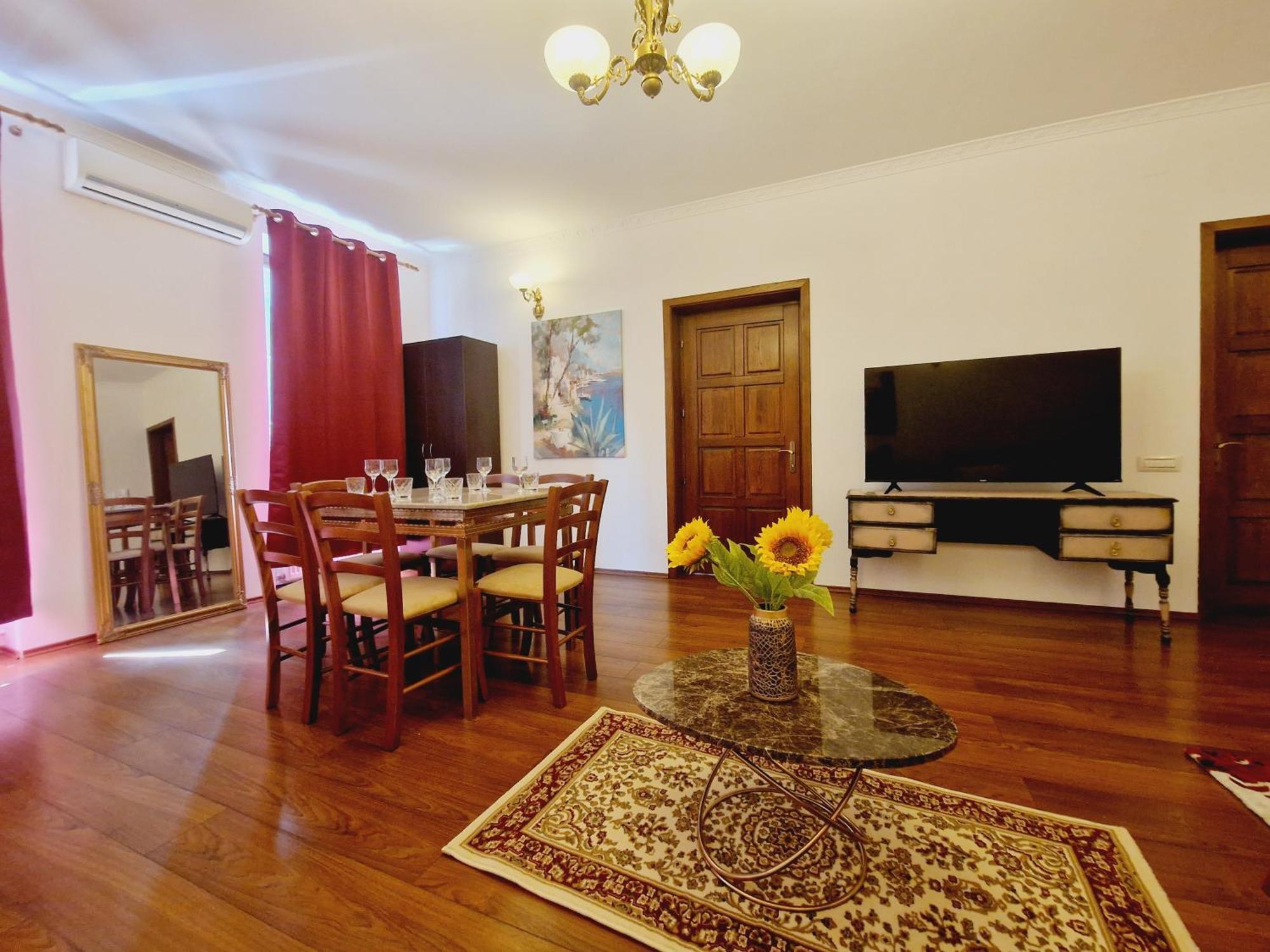 클루지나포카 5* Royal House Near Unirii Square 빌라 외부 사진